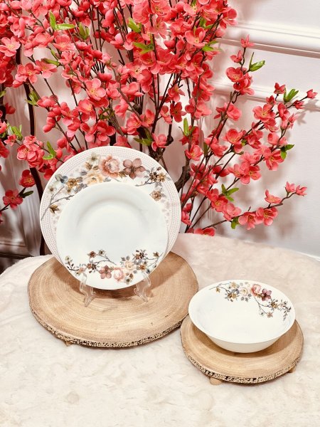 طقم ثحون سفرة 18 قطعة مورد